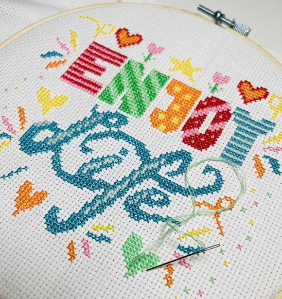 Kreuzstichbox „Genieße das Leben“