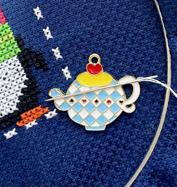 Nadelhalter für Teekannen