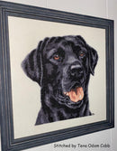 Kreuzstich-Set mit Nahaufnahme eines schwarzen Labradors (v2)-2